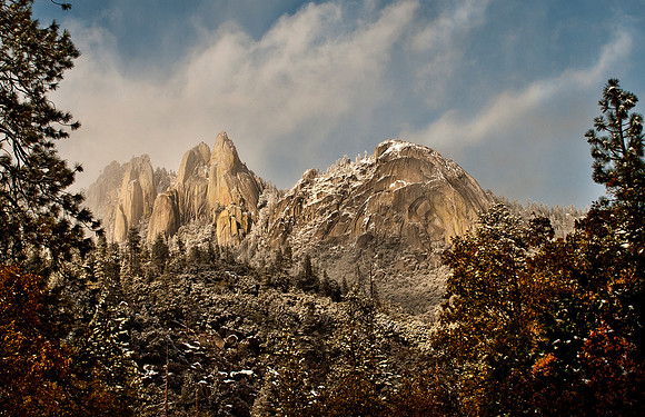 The Needles 5700 feet up in the Sequoia National Forrest
