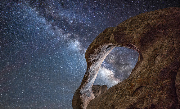 Mobius Arch - Alabama Hills lone Pine California