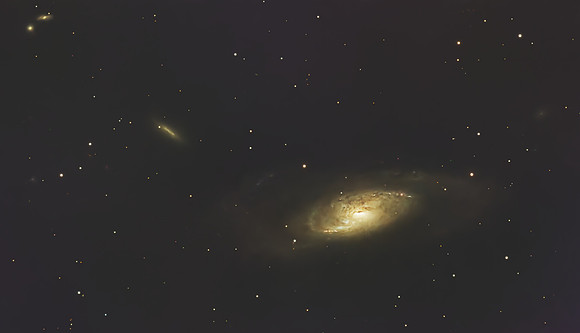 M106 - Galaxy